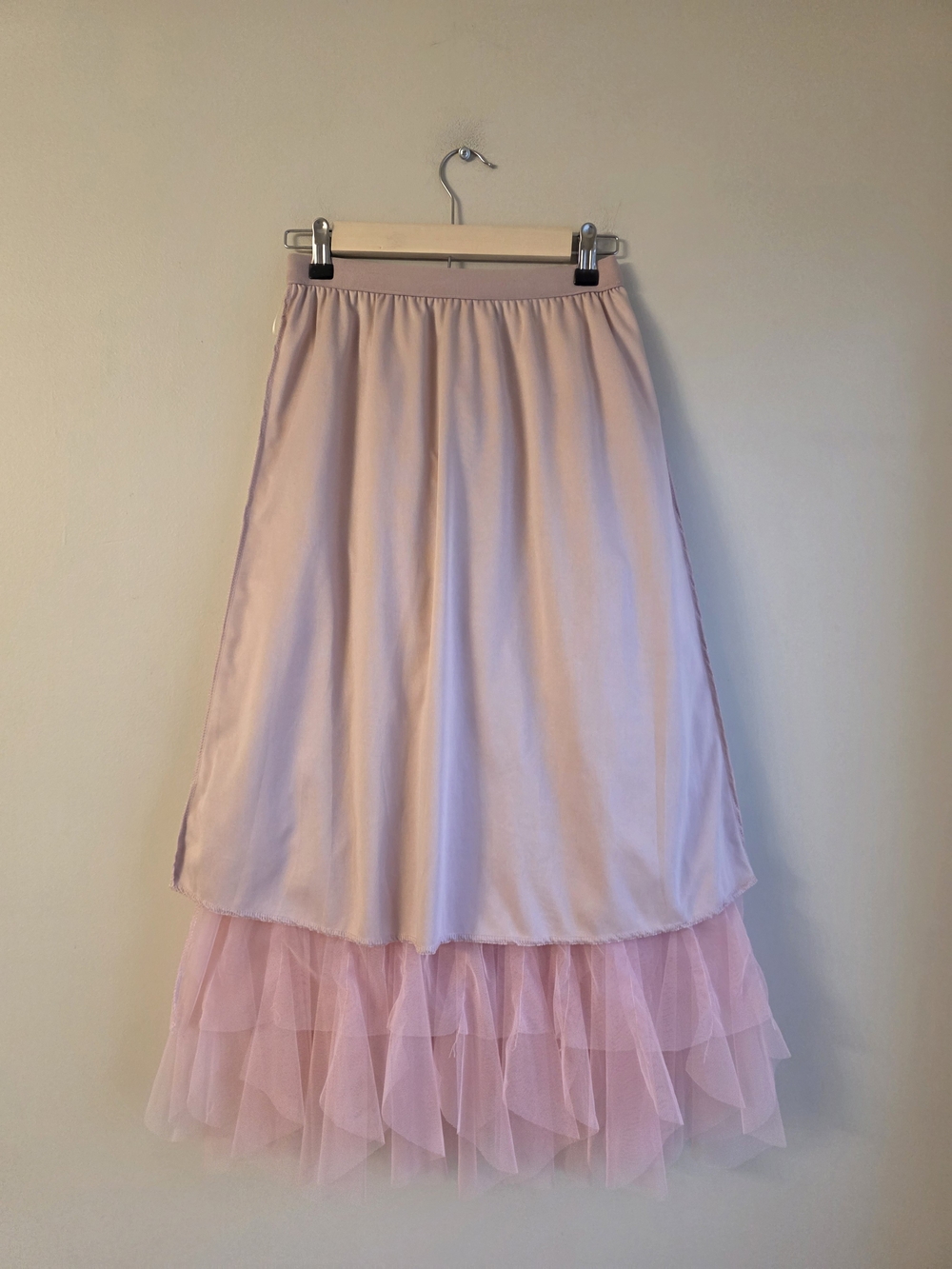 ✨ Anthropologie Style Tiered Ruffle Tulle Midi Skirt ✨ - Picture 6 of 7
